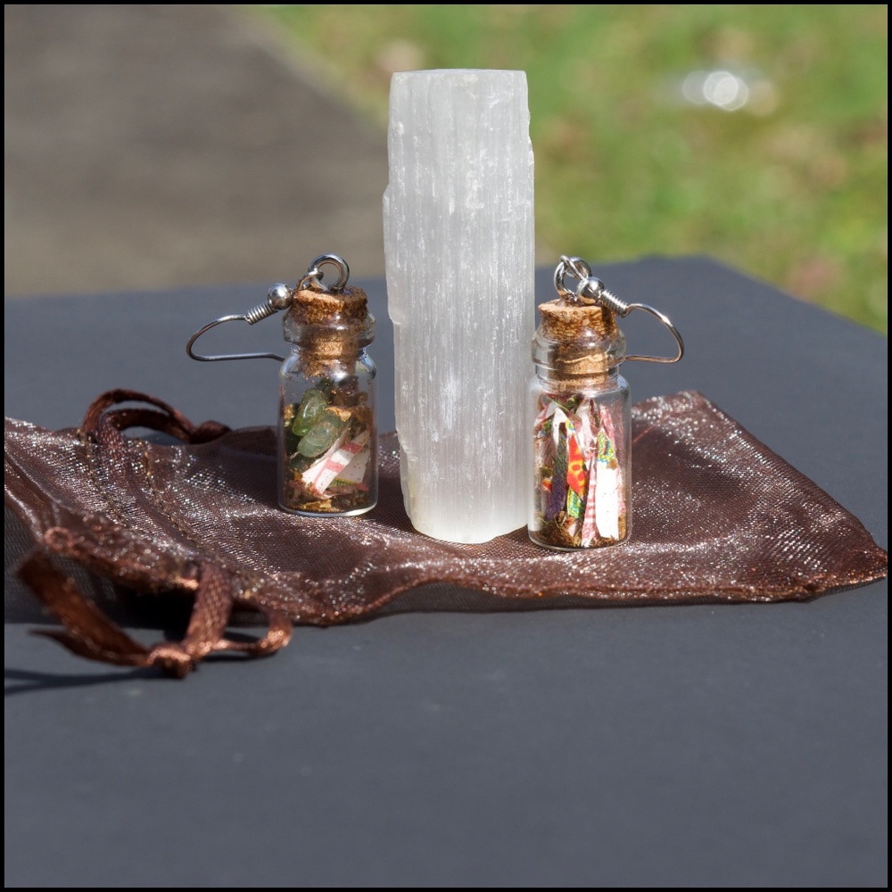 Adventurous AVENTURINE Money Manifestor Earrings